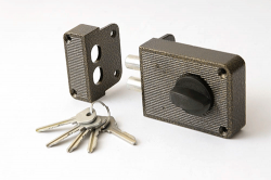 ЗН1-3 Замок накладной Зенит (бронза)